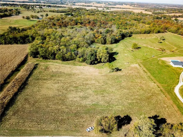 $329,900 | 18240/242 County Road 292, Cosby, MO 64436