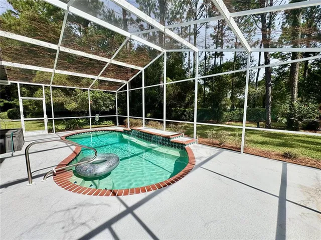 a view of a vase of flowers