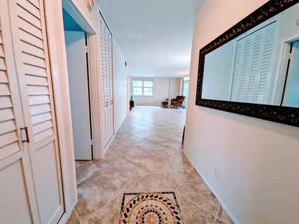$325,000 | 3600 Galt Ocean Drive, Unit 4C, Fort Lauderdale, FL 33308