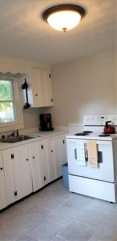 26 Howes Road Yarmouth, MA 02664 - Photo 9 of 37