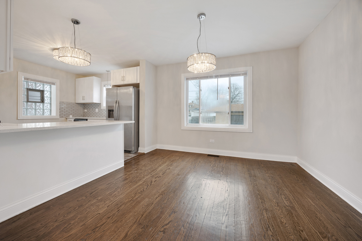 8435 South Cregier Avenue Chicago, IL 60617 - Photo 6 of 24