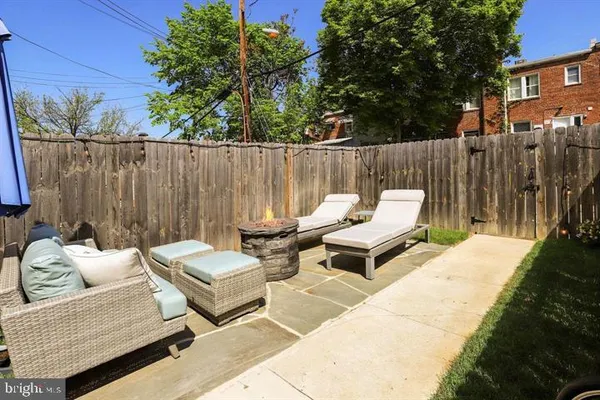 a building outdoor space with patio furniture