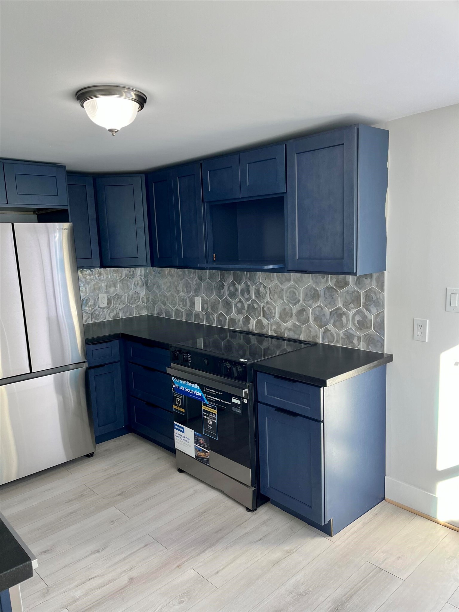 7201 Helmers Street Houston, TX 77022 - Photo 8 of 10