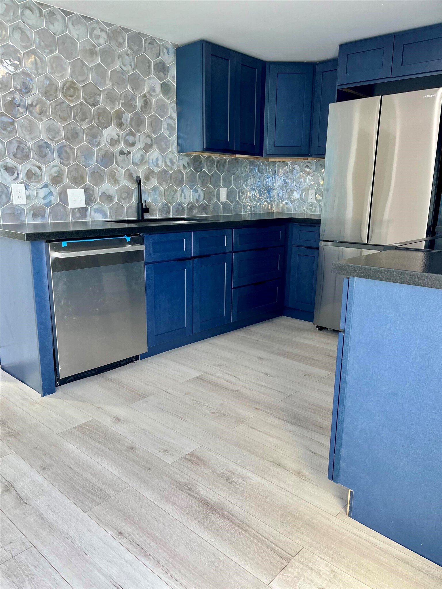 7201 Helmers Street Houston, TX 77022 - Photo 9 of 10