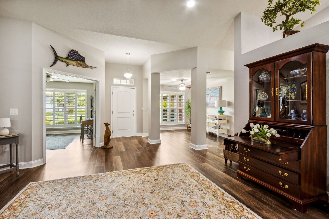 88033 Maybourne Road Yulee, FL 32097 - Photo 14 of 42 a living room with furniture