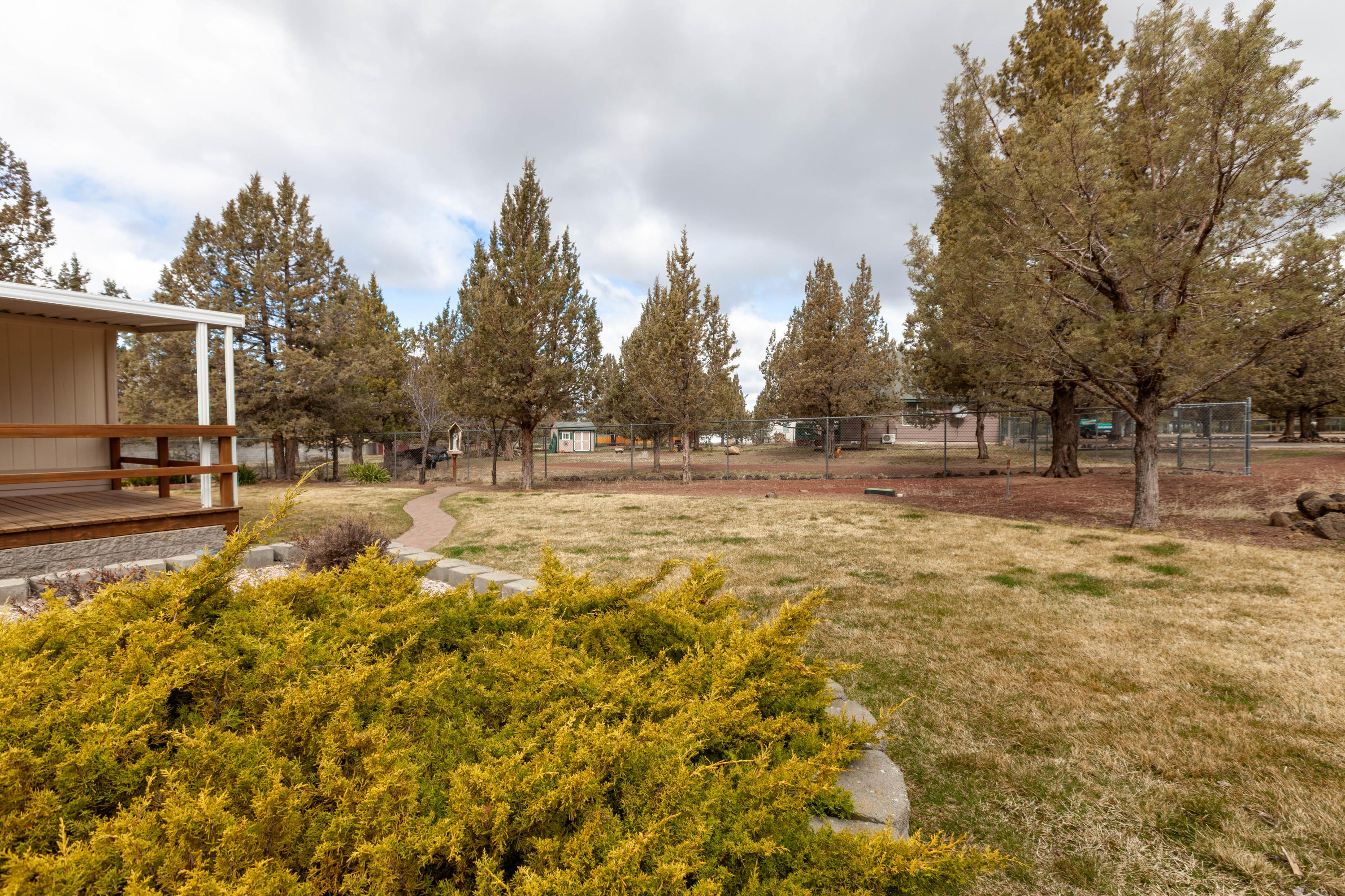 12918 Southwest Upper Ridge Terrebonne, OR 97760 - Photo 25 of 33 25