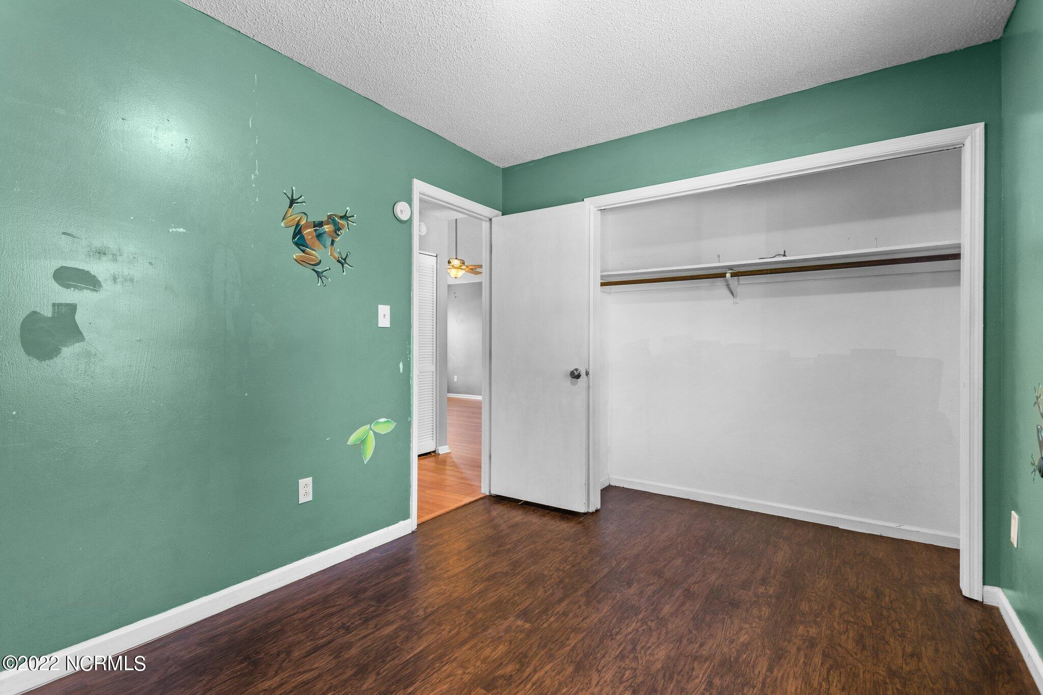 529 Raintree Circle Jacksonville, NC 28540 - Photo 28 of 43 25-web-or-mls-DSC09664