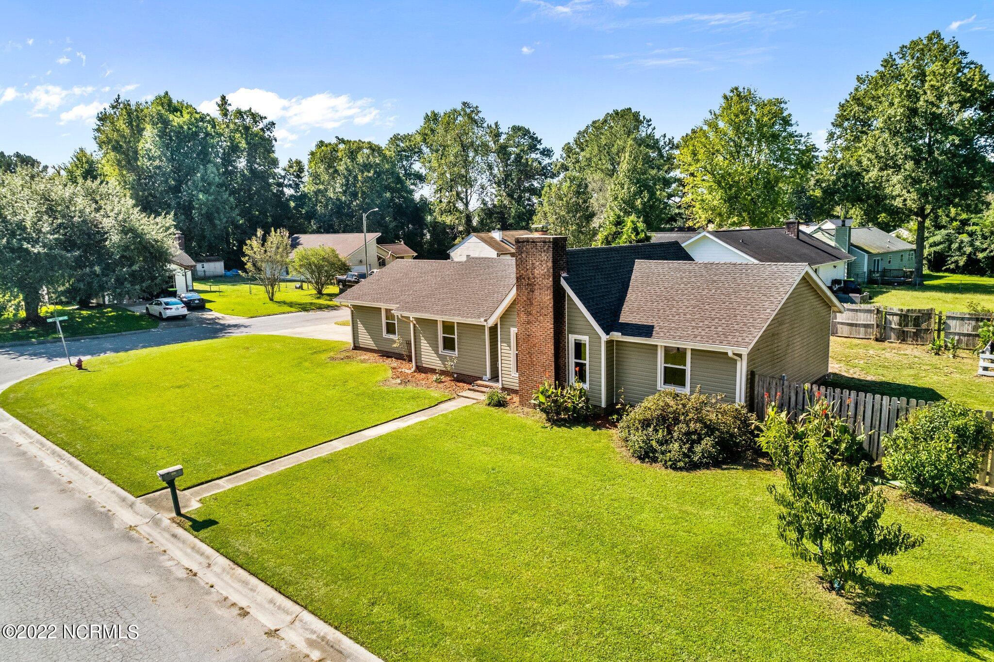 529 Raintree Circle Jacksonville, NC 28540 - Photo 35 of 43 10-web-or-mls-DJI_0486