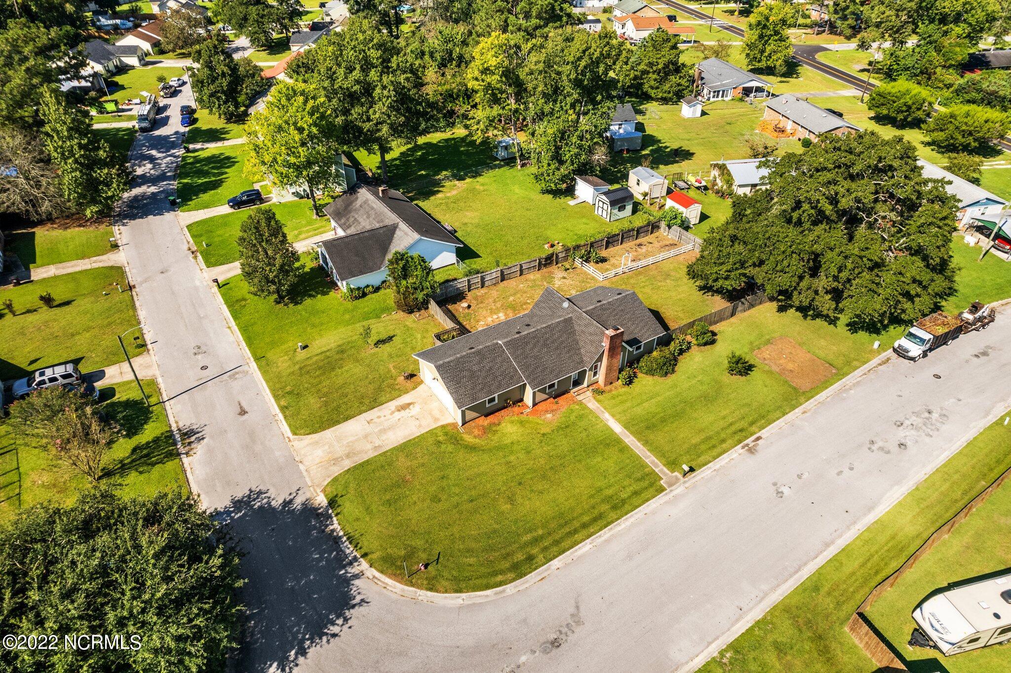 529 Raintree Circle Jacksonville, NC 28540 - Photo 38 of 43 12-web-or-mls-DJI_0483