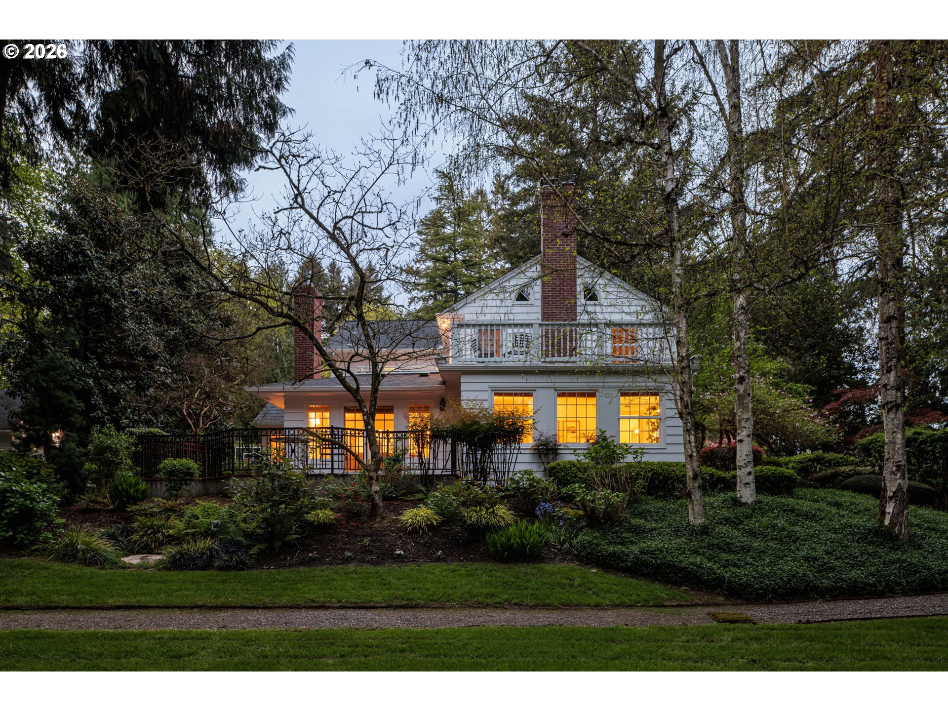261 Southwest Birdshill Road Portland, OR 97219 - Photo 45 of 48 Gallery Image 45