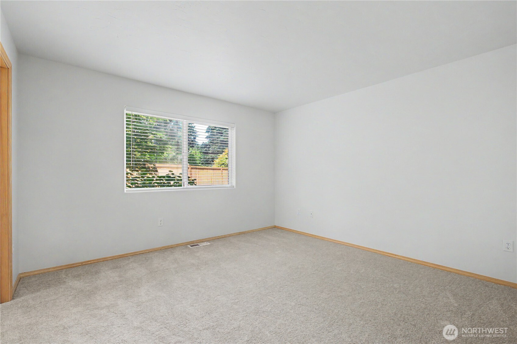 6604 Riviera Court Southeast Lacey, WA 98513 - Photo 17 of 39