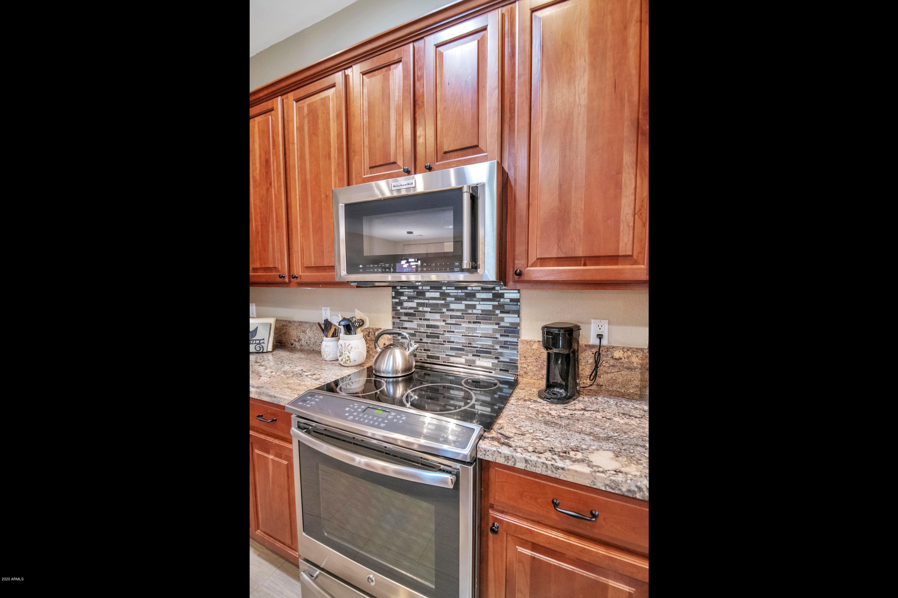 4521 East Walnut Road Gilbert, AZ 85297 - Photo 16 of 52 4521 E Wa-018-011-DLB 3482-MLS_Size