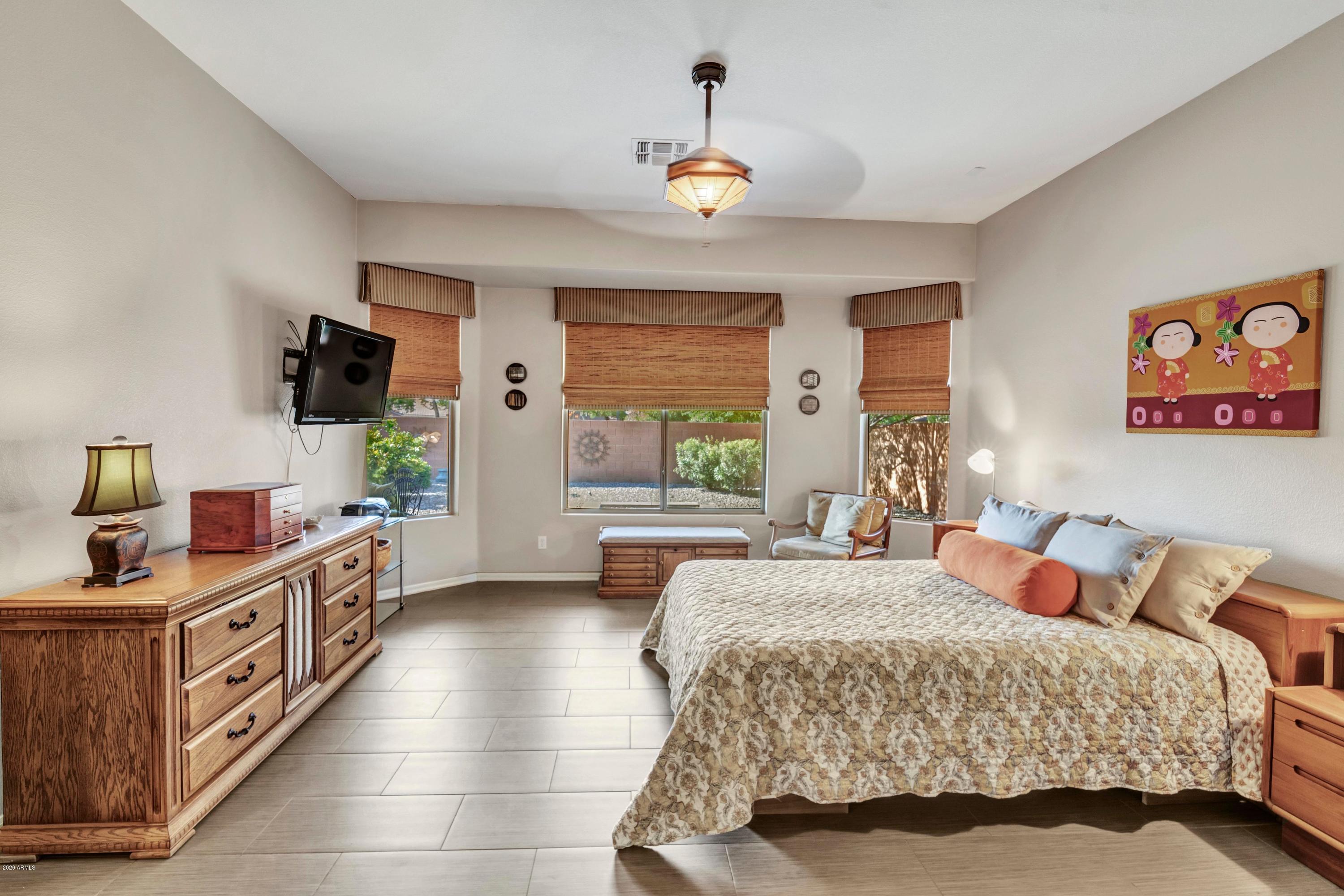 4521 East Walnut Road Gilbert, AZ 85297 - Photo 21 of 52 4521 E Wa-023-052-DLB 3533-MLS_Size