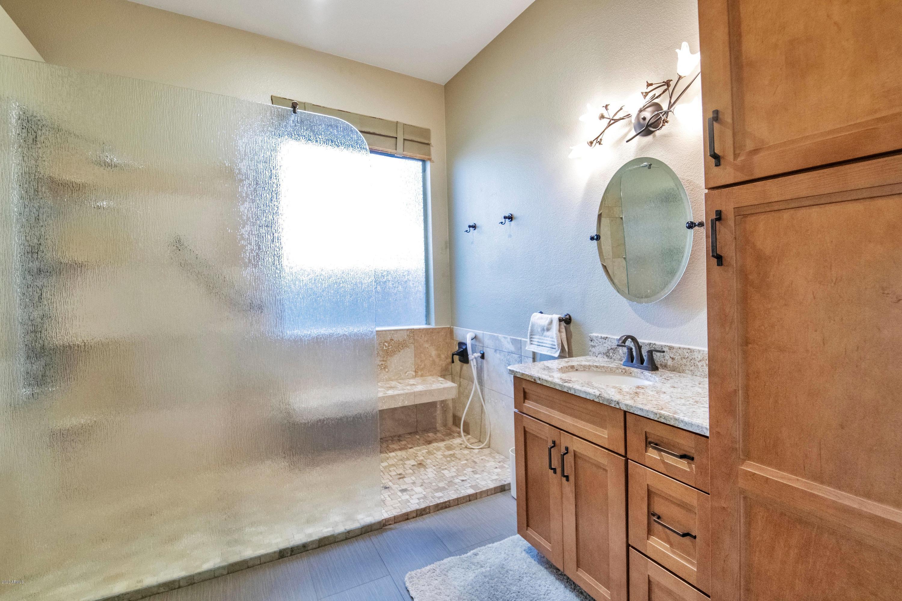4521 East Walnut Road Gilbert, AZ 85297 - Photo 22 of 52 4521 E Wa-024-027-DLB 3488-MLS_Size