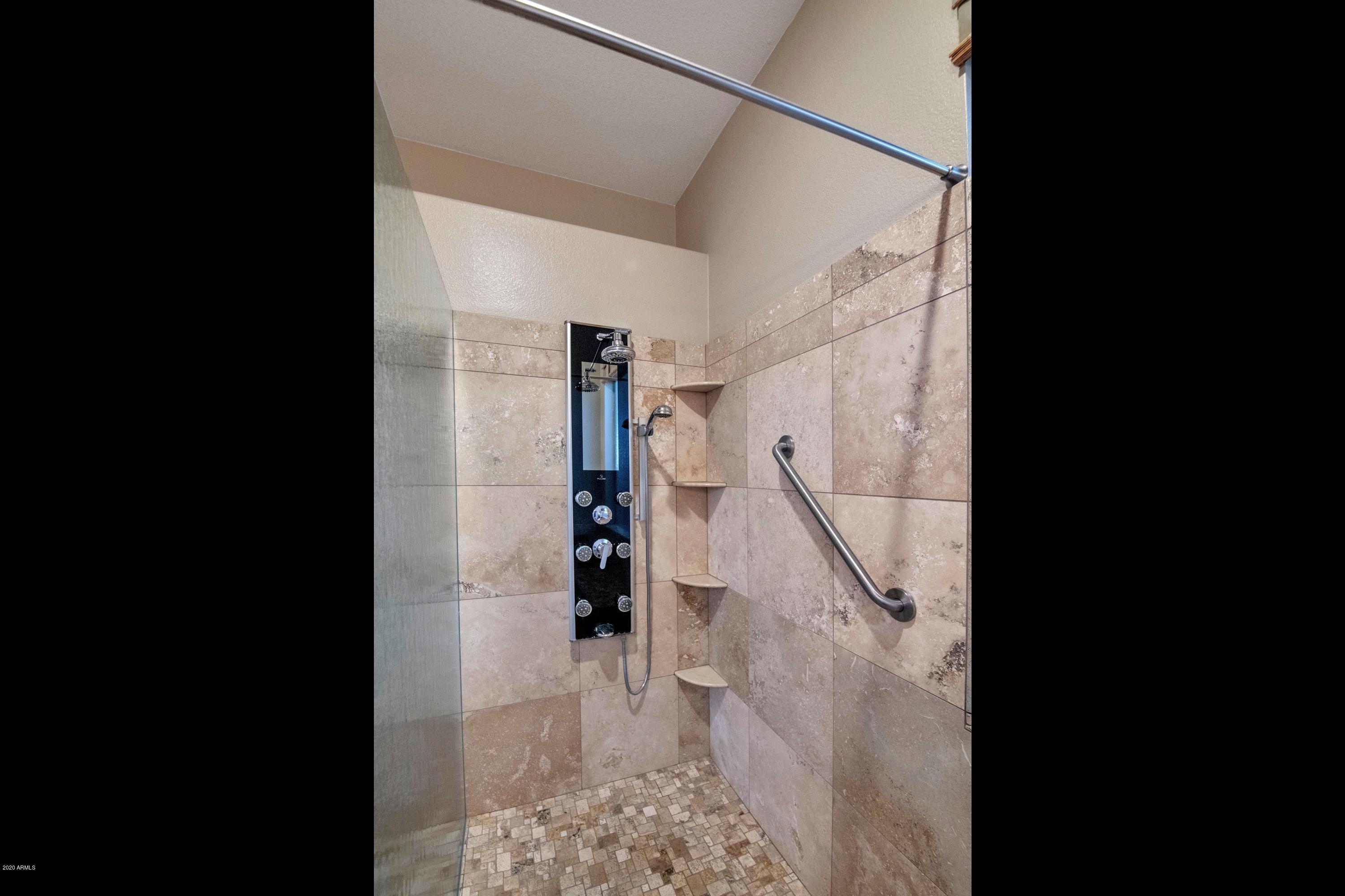 4521 East Walnut Road Gilbert, AZ 85297 - Photo 25 of 52 4521 E Wa-027-016-DLB 3489-MLS_Size