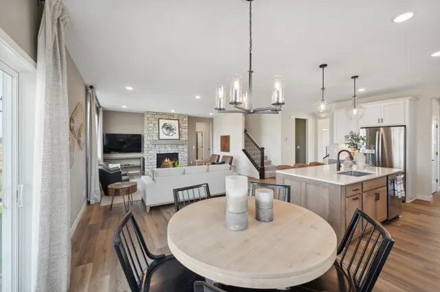 $724,900 | 711 Rosebud Lane, Delano, MN 55328