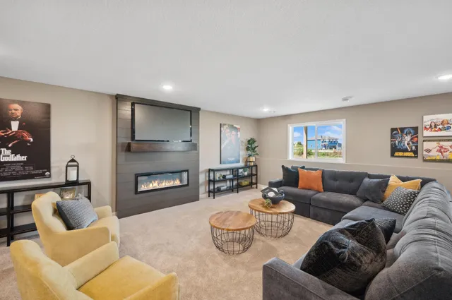 $724,900 | 711 Rosebud Lane, Delano, MN 55328