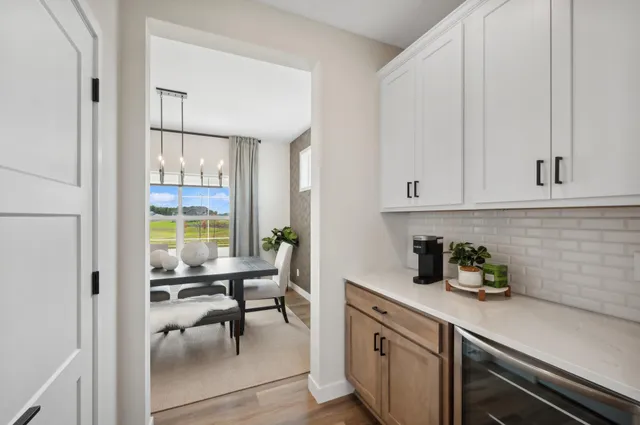 $724,900 | 711 Rosebud Lane, Delano, MN 55328