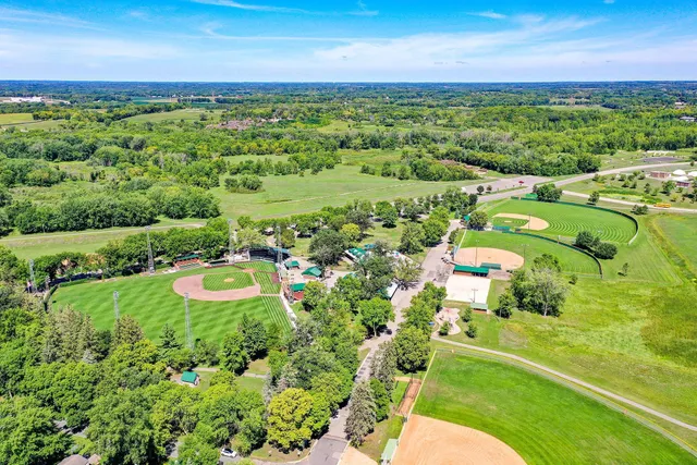 $724,900 | 711 Rosebud Lane, Delano, MN 55328