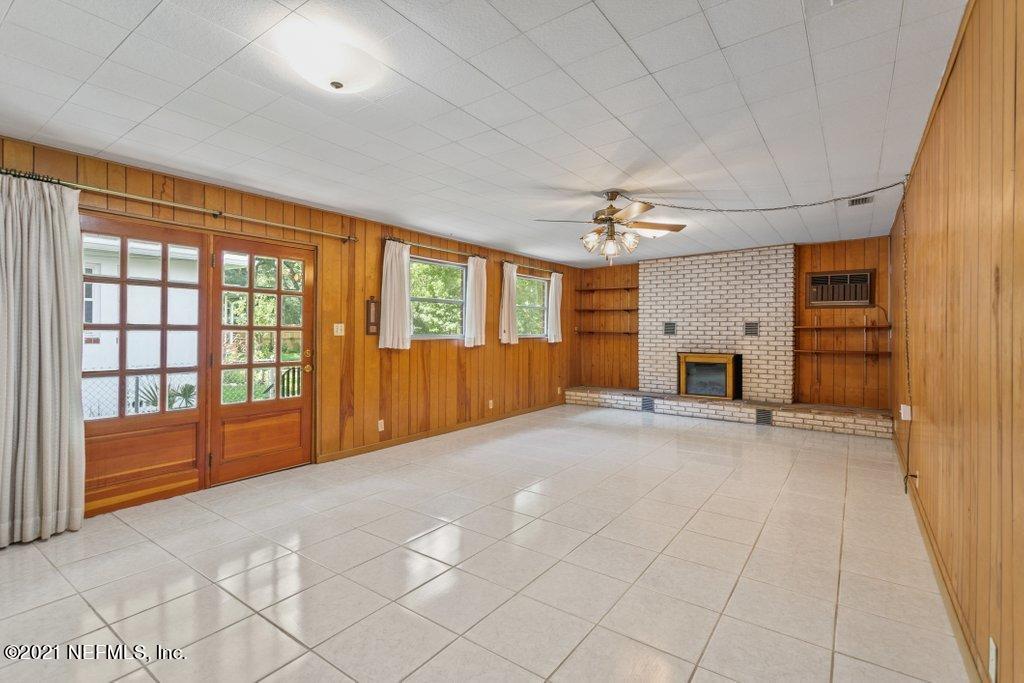 1851 Ector Road Jacksonville, FL 32211 - Photo 12 of 30 Family Room
