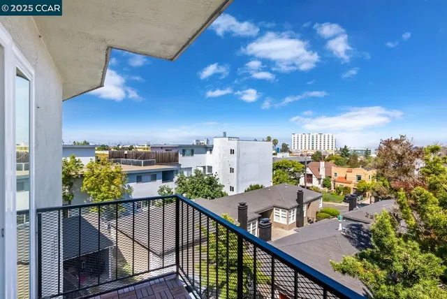 $299,000 | 567 Oakland Avenue, Unit 305, Oakland, CA 94611