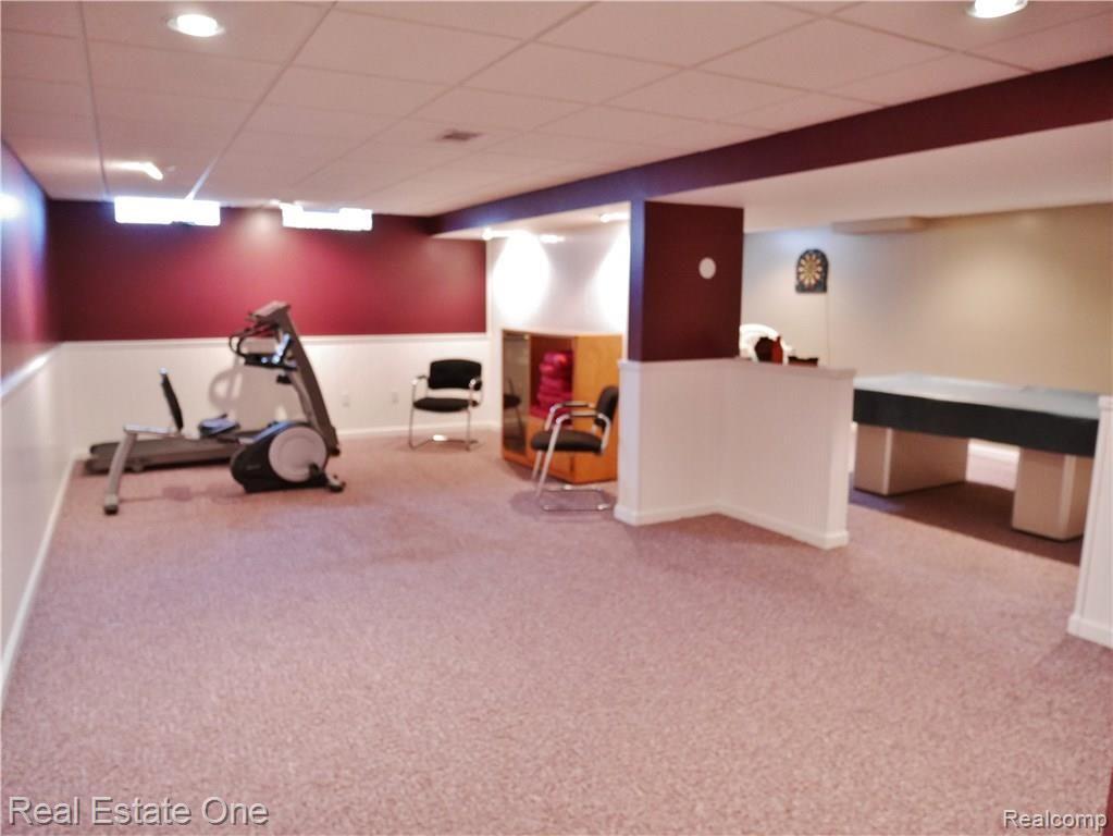 3575 Salem Drive Rochester Hills, MI 48306 - Photo 28 of 37