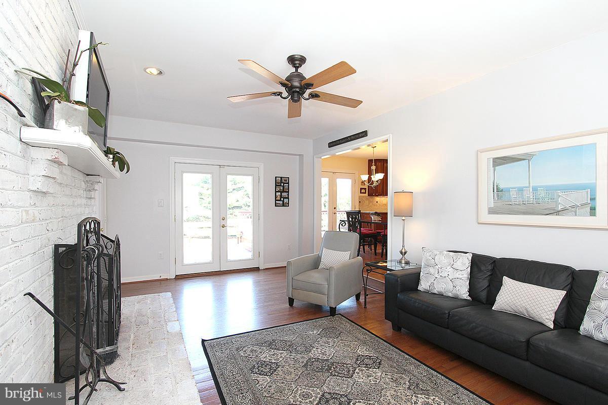 4205 Gregg Road Brookeville, MD 20833 - Photo 13 of 30 Family Room