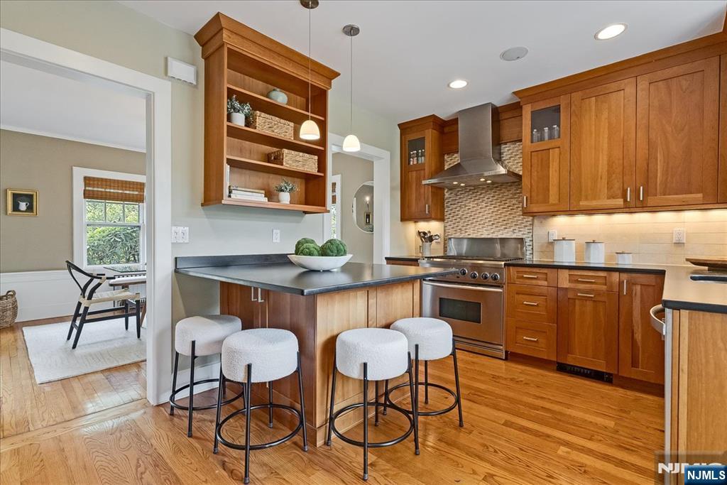 54 Aubrey Road Montclair, NJ 07043 - Photo 11 of 31