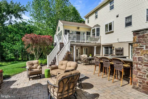 $1,200,000 | 30 Farm House Lane, Furlong, PA 18925