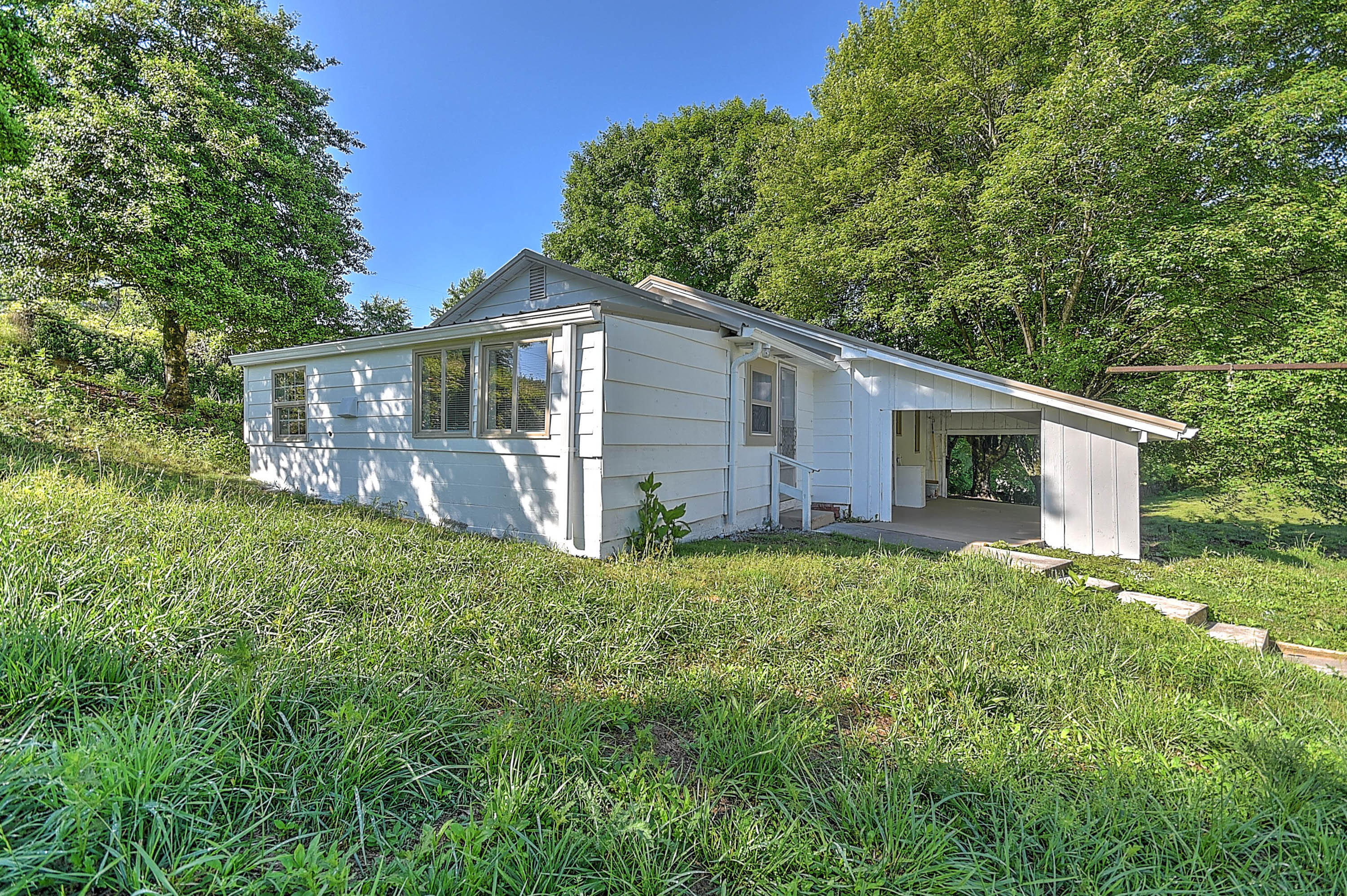 250 Ralph Hoss Road Jonesborough, TN 37659 - Photo 32 of 35 Ralph Hoss-34