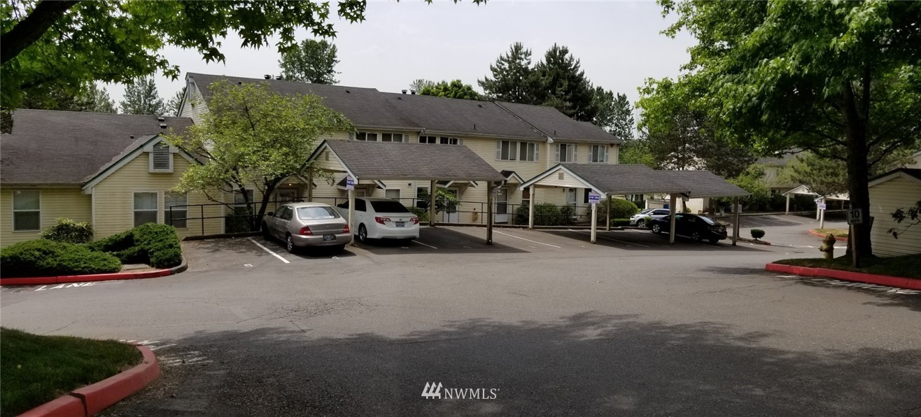833 Southwest Sunset Boulevard, Unit 3 Renton, WA 98057 - Photo 1 of 11
