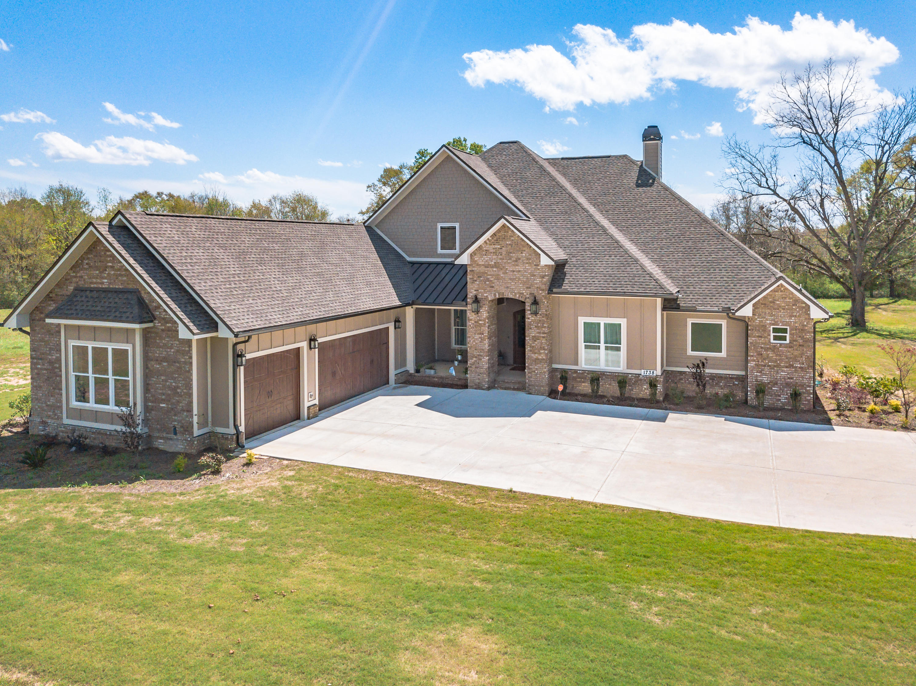 1738 Vinson Ray Road Baker, FL 32531 - Photo 3 of 50 a front view of a house with yard