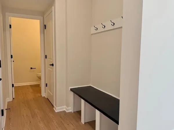 $799,990 | 906 South Woodlawn Avenue, Unit I, St. Paul, MN 55116