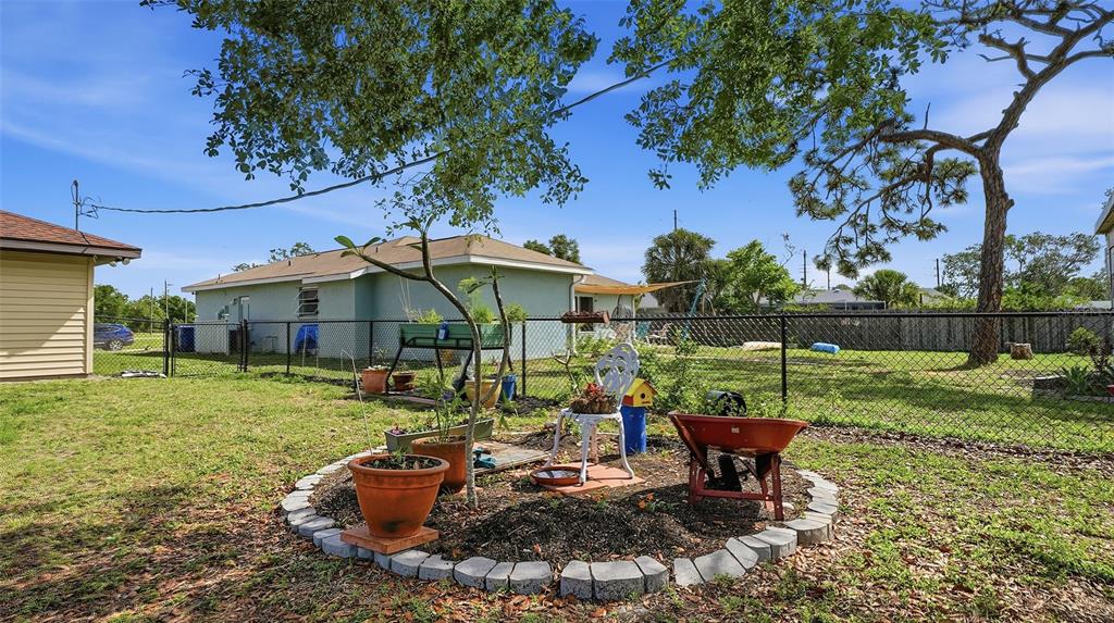 1339 Keyway Road Englewood, FL 34223 - Photo 40 of 42