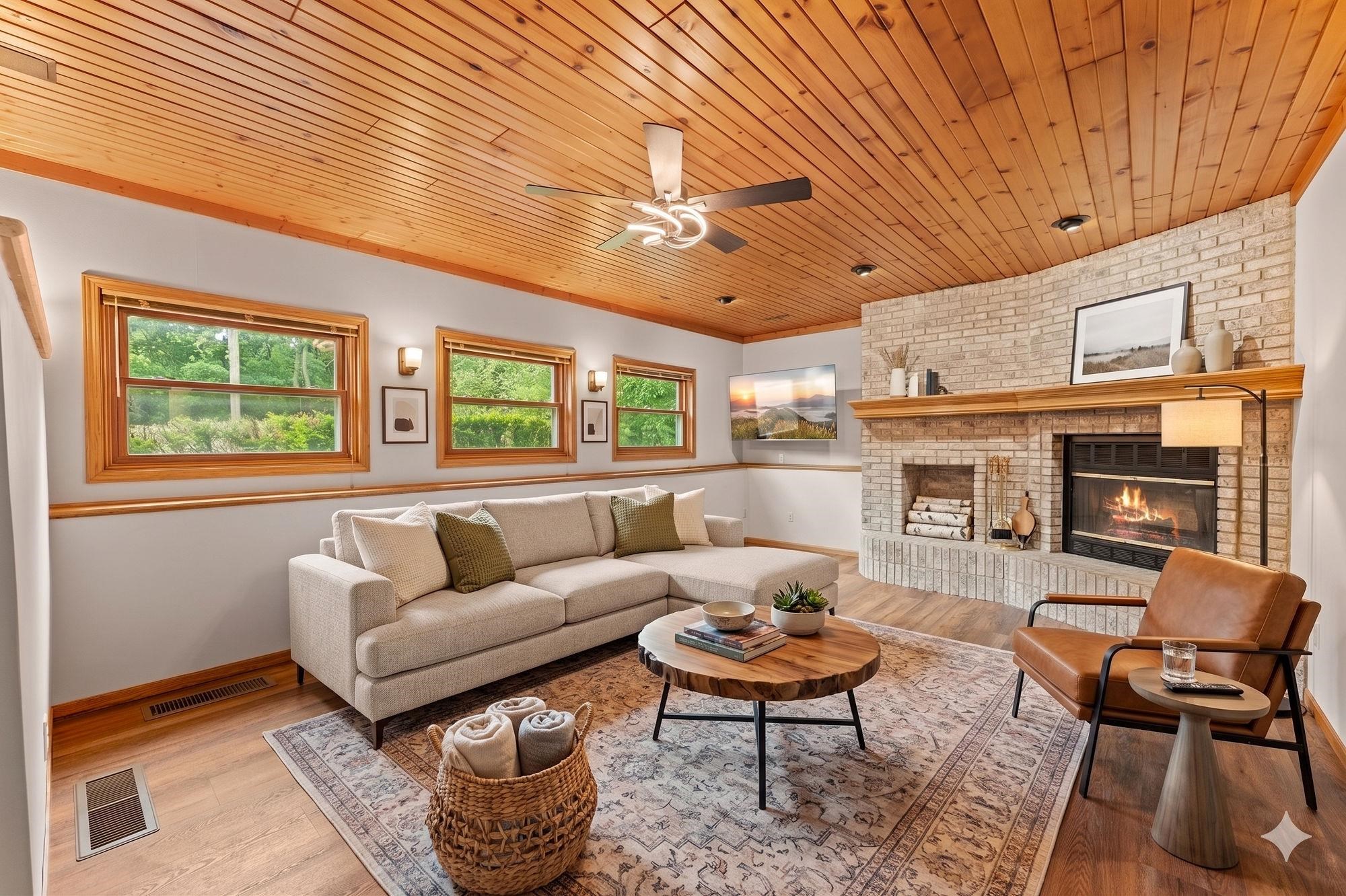 S6041 Oak Court Baraboo, WI 53913 - Photo 4 of 69