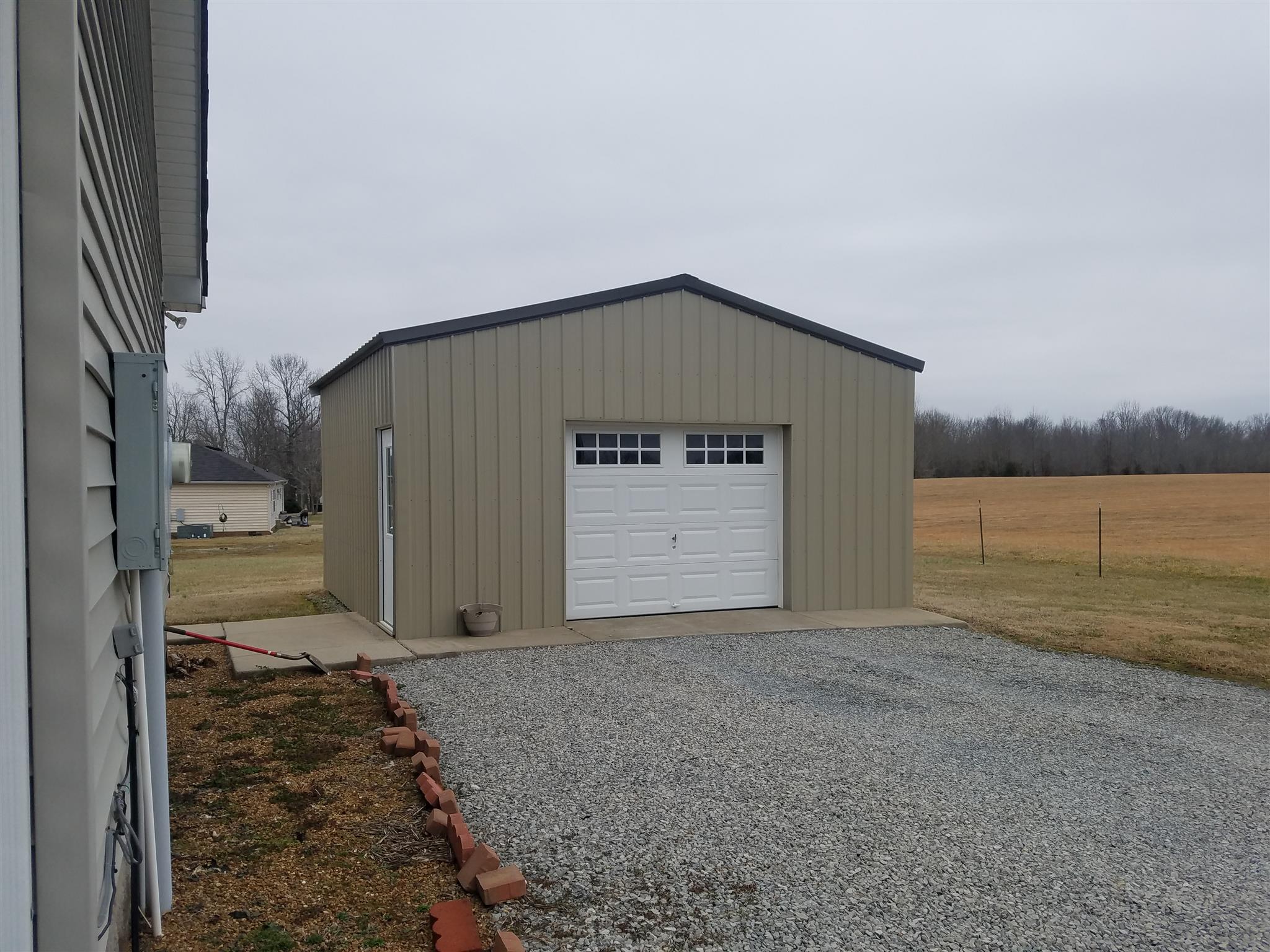 143 Paul Thompson Road Bethpage, TN 37022 - Photo 2 of 18