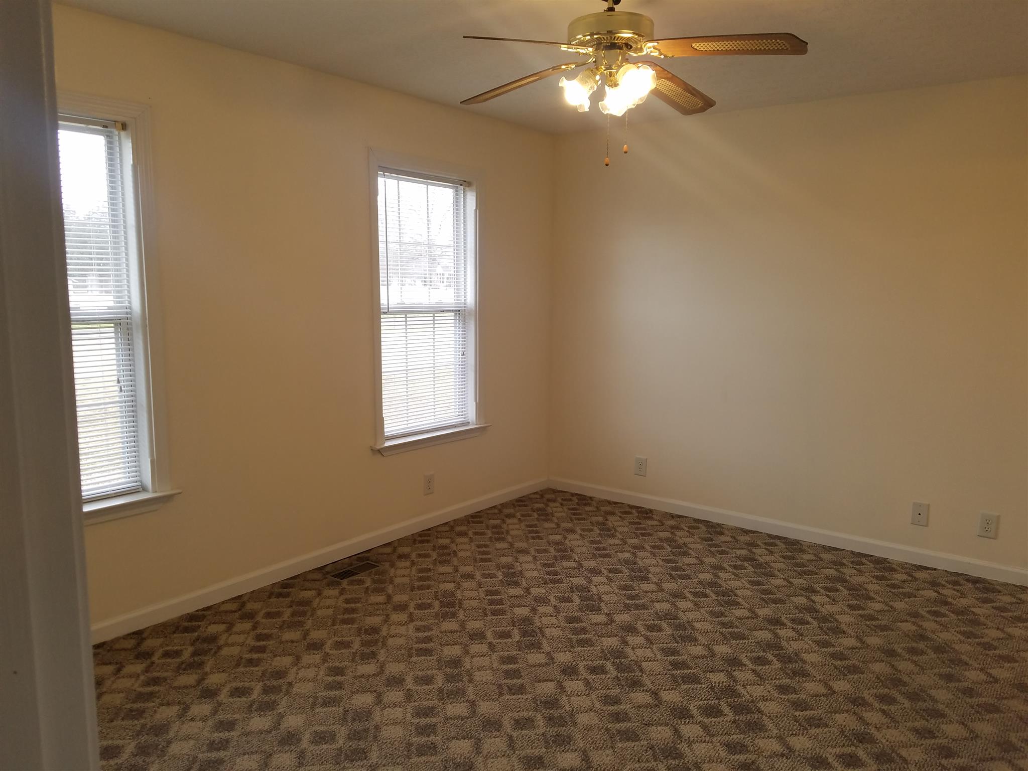 143 Paul Thompson Road Bethpage, TN 37022 - Photo 12 of 18