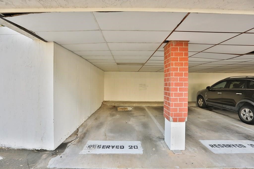 3115 Helms Street, Unit 201 Austin, TX 78705 - Photo 17 of 19