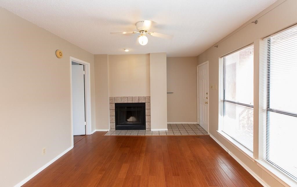 3115 Helms Street, Unit 201 Austin, TX 78705 - Photo 4 of 19