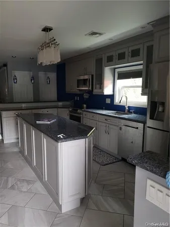 $289,000 | 22 Lakeview Court, Rock Hill, NY 12775