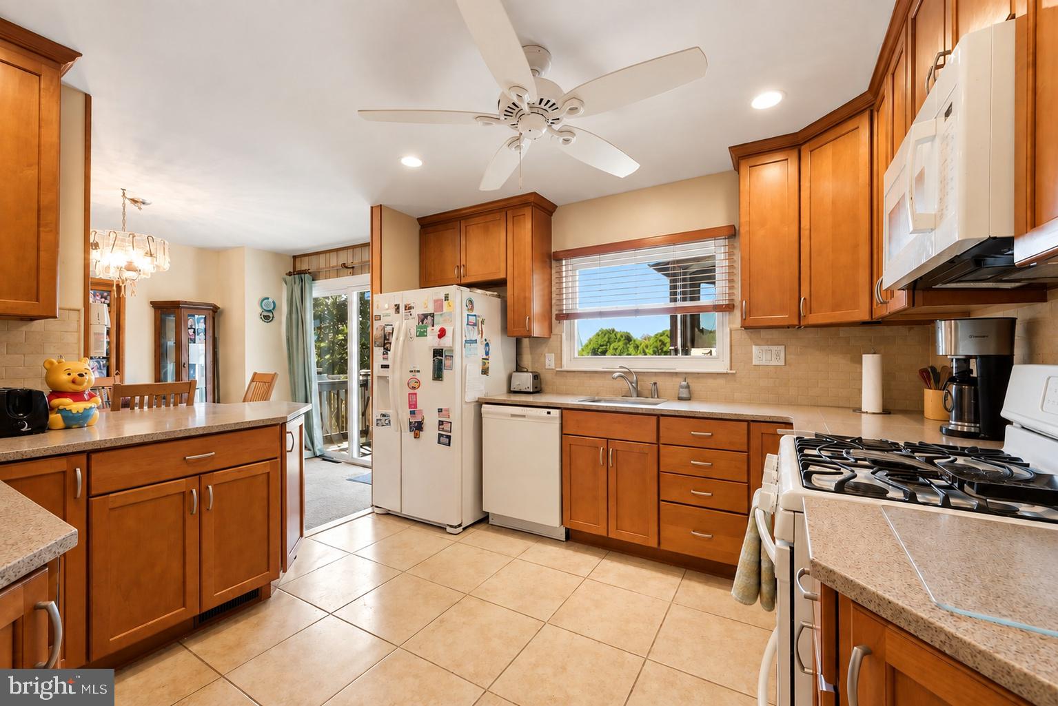 1208 Salem Road Burlington, NJ 08016 - Photo 7 of 24 Gallery Image 7