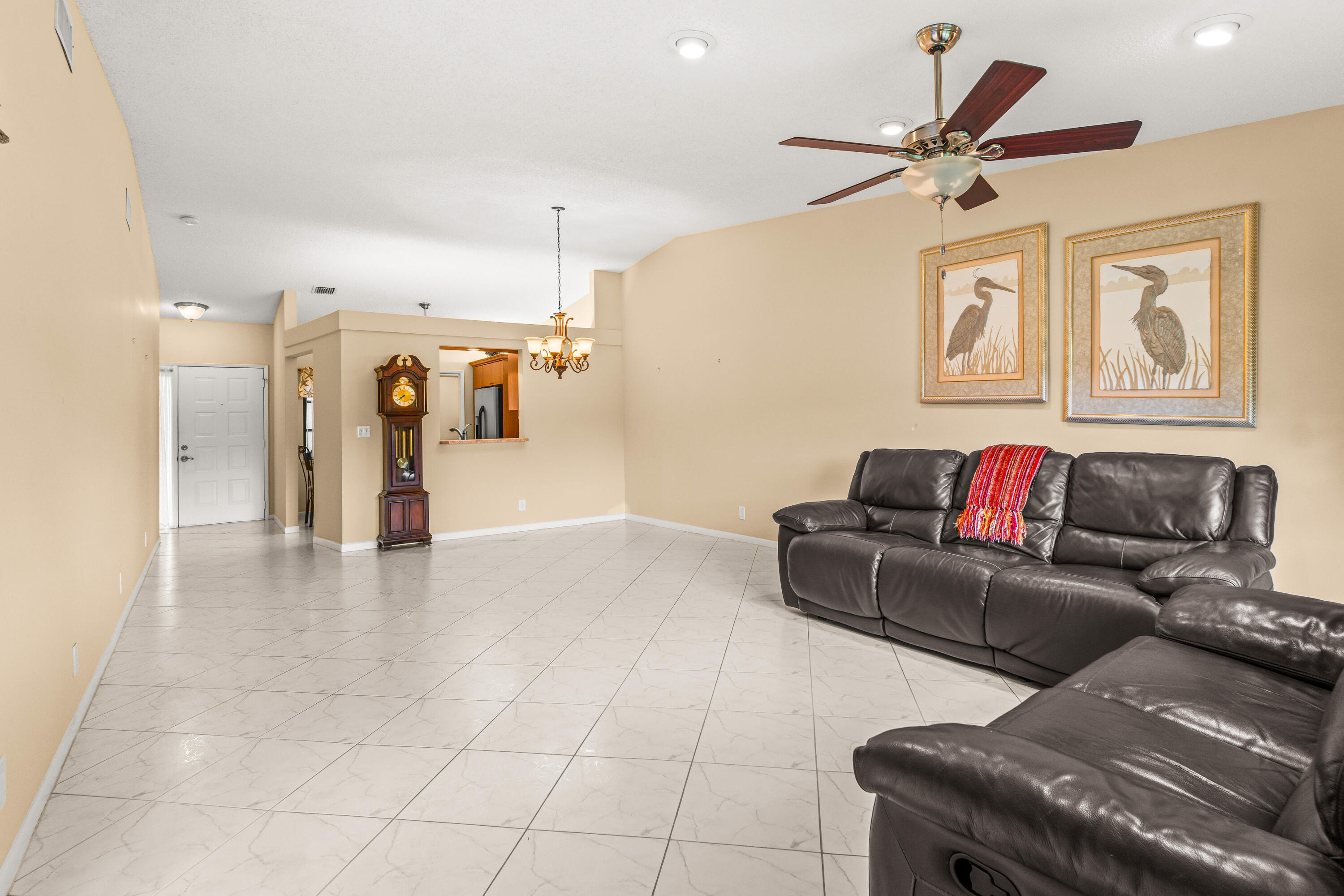 8241 Summersong Terrace Boca Raton, FL 33496 - Photo 15 of 38 010-8241SummersongTerrace-BocaRaton-FL-3
