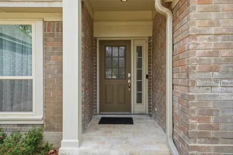 $2,400 | 179 North Dreamweaver Circle, The Woodlands, TX 77380