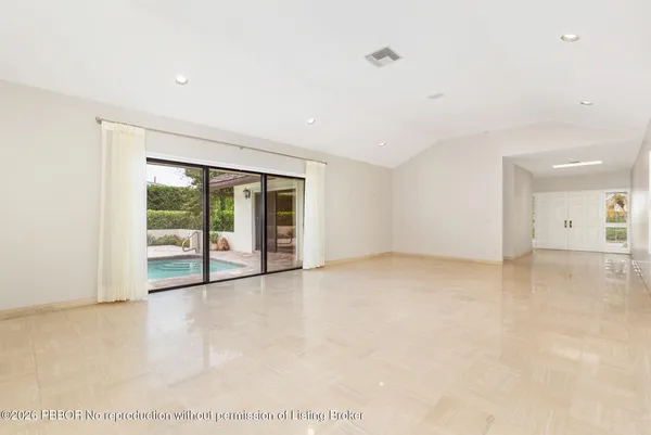 $25,000 | 575 North Lake Way, Palm Beach, FL 33480