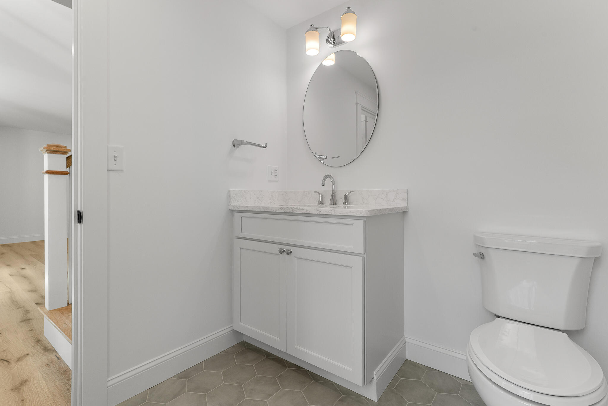 256 Berwick Road Ogunquit, ME 03907 - Photo 16 of 32 stage powder room