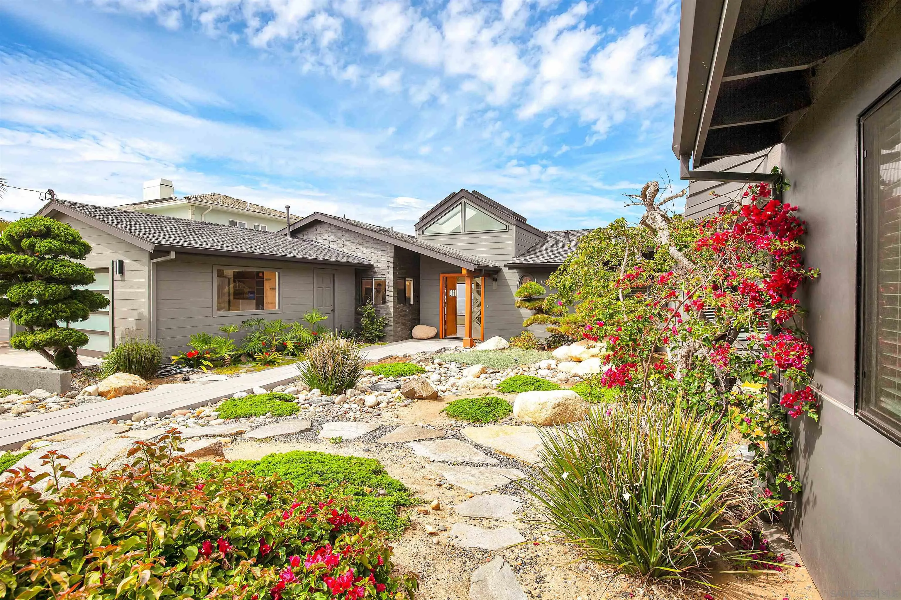 415 Marview Drive Solana Beach, CA 92075 - Photo 2 of 53 a front view of house with yard