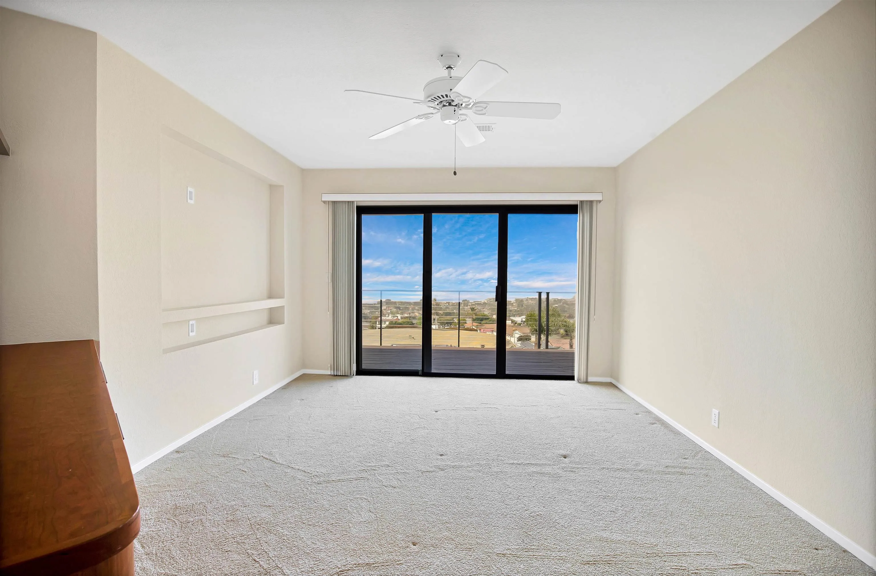 415 Marview Drive Solana Beach, CA 92075 - Photo 21 of 53 a view of an empty room with a window