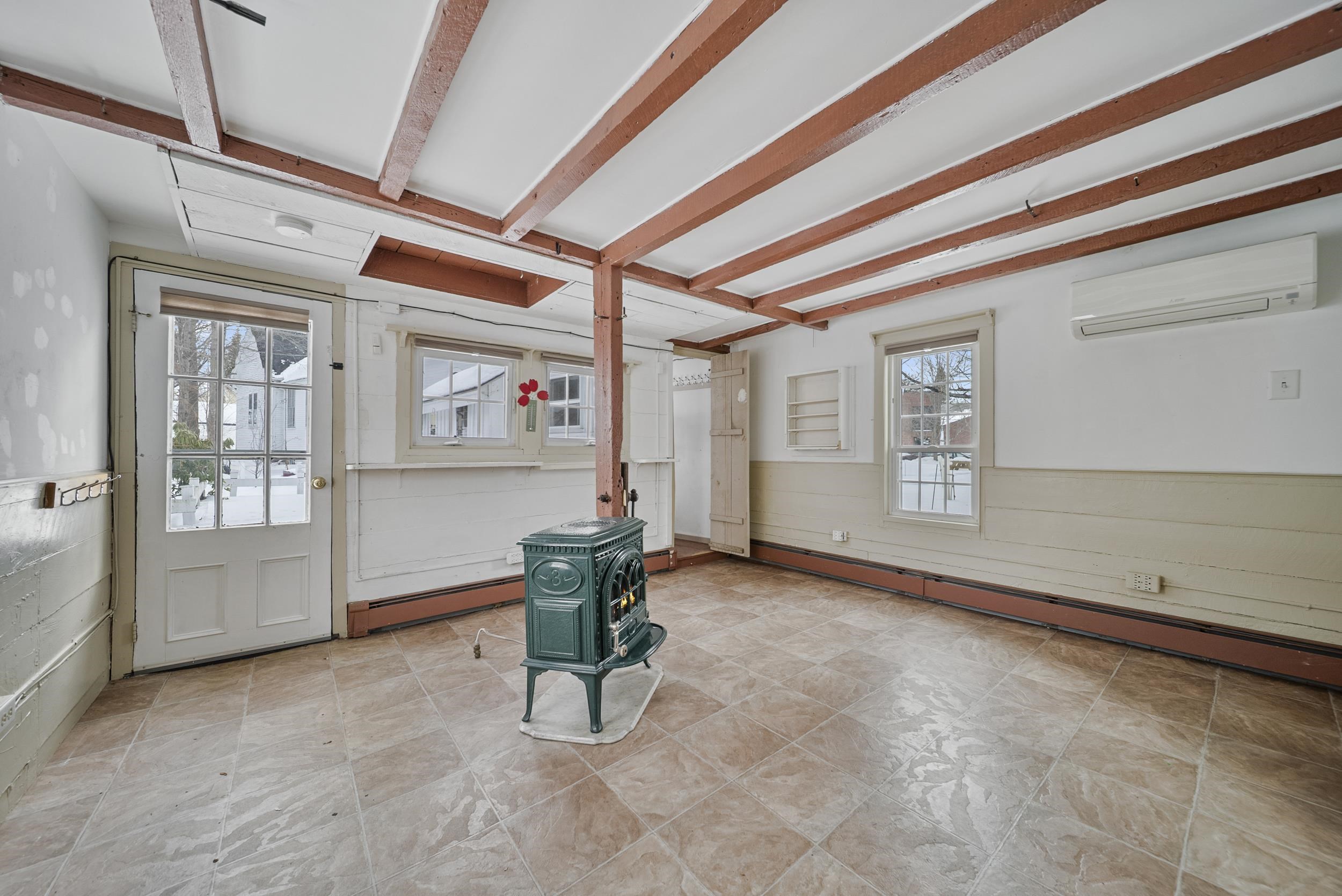 10 Maple Street Exeter, NH 03833 - Photo 21 of 47