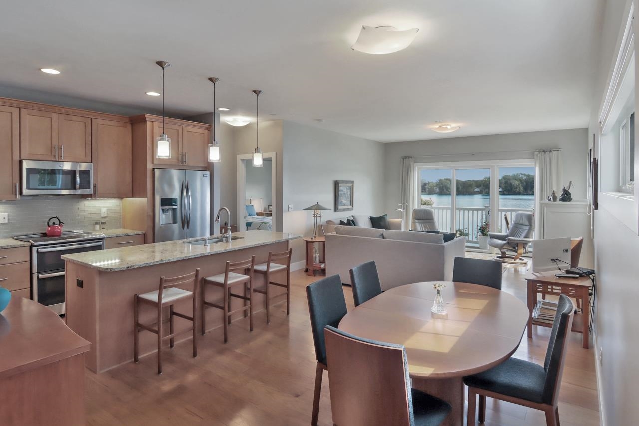 991 Lake Ridge Drive Traverse City, MI 49684 - Photo 23 of 65 1915834-22.JPG