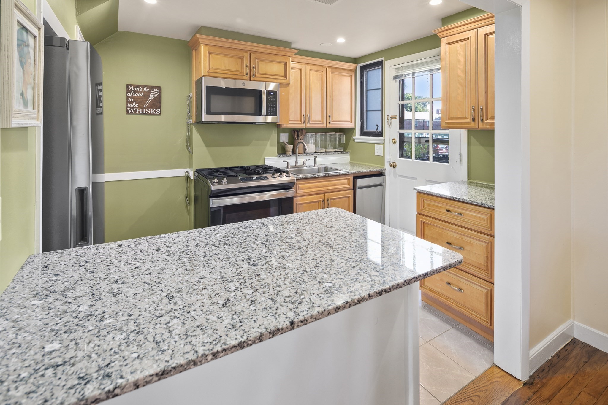 40 Pierce Road, Unit 40 Watertown, MA 02472 - Photo 10 of 32 Gallery Image 10